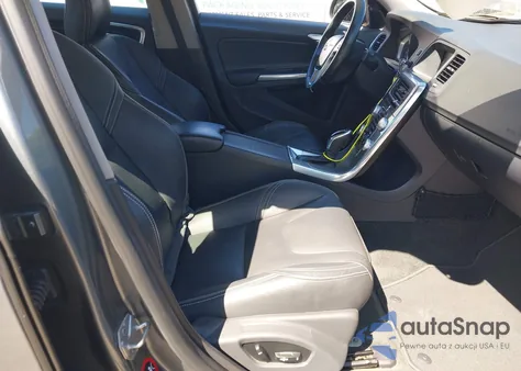 2018 Volvo S60 T5 Dynamic из США, поврежденный, VIN YV140MTLXJ2453878